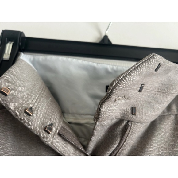 Express Editor Women’s Tan Dress Pant - Picture 4 of 6